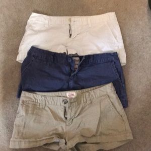 Bundle of 3 missimo shorts blue, white, khaki